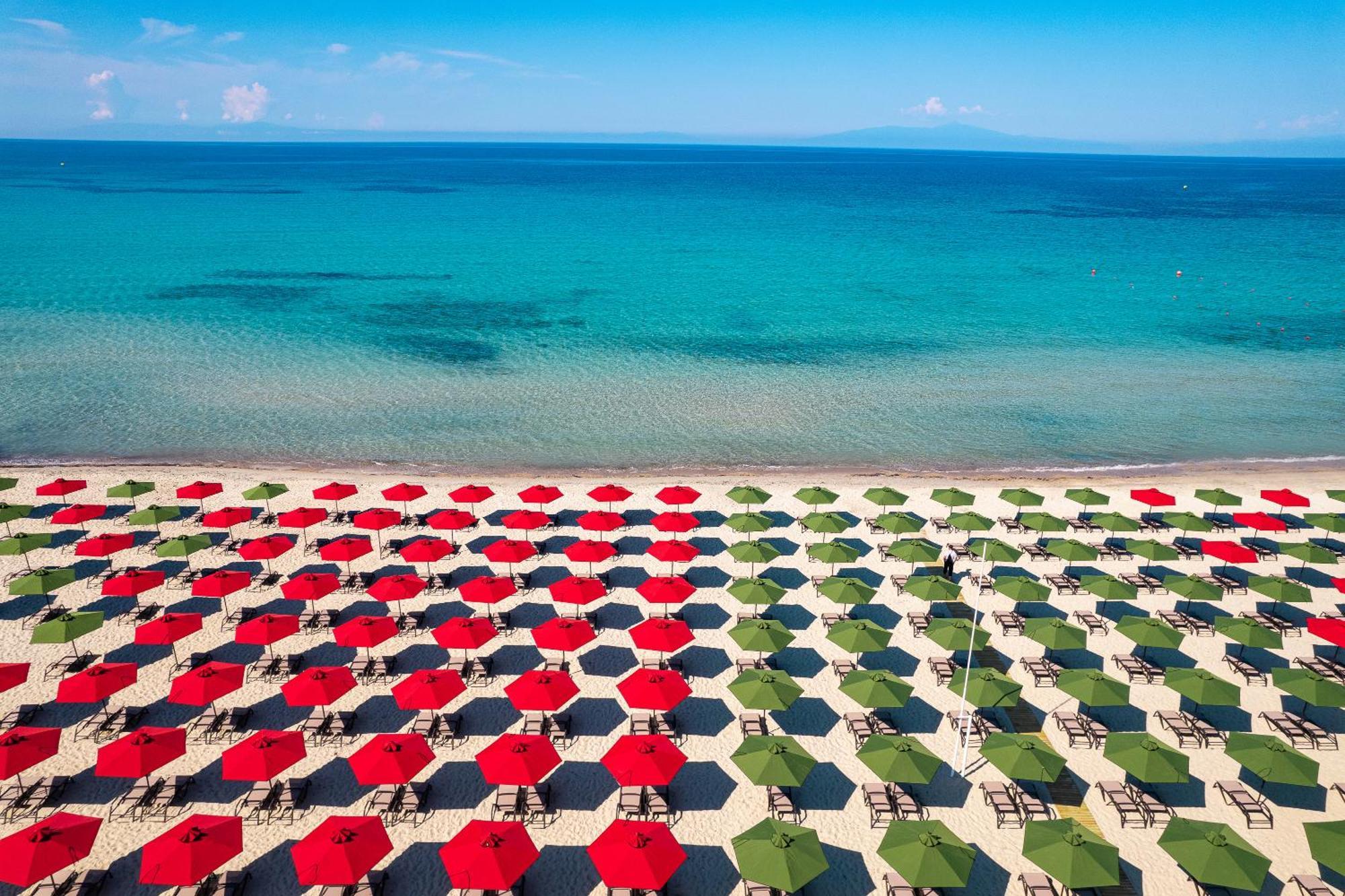 Simantro Resort Száni-part Kültér fotó The beach of Portals Nous